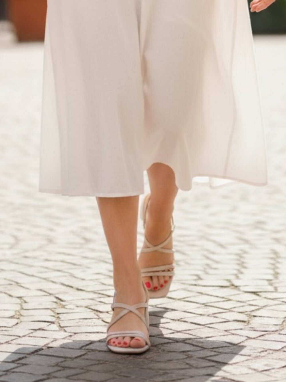 Unisa Marie Slingback‎ Block Heel Strappy Sandals 7.5M Blush Nude 281D